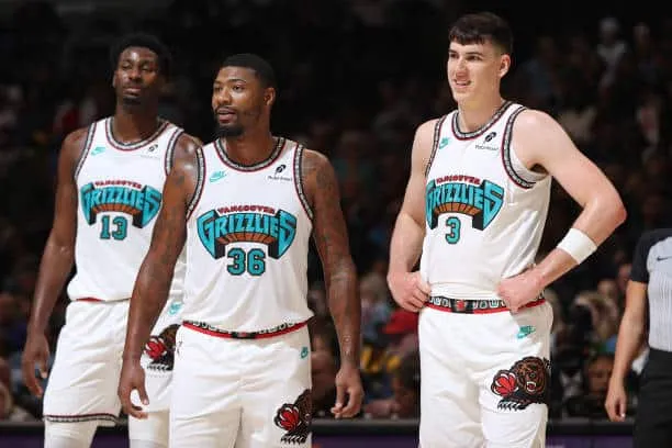 Jake LaRavia Senang Bertemu Kembali Dengan Marcus Smart di Lakers