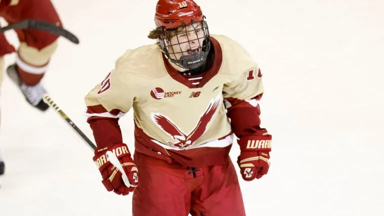 Liputan Langsung Draft NHL Bruins: Bruins Memilih James Hagens dengan Pilihan No. 7