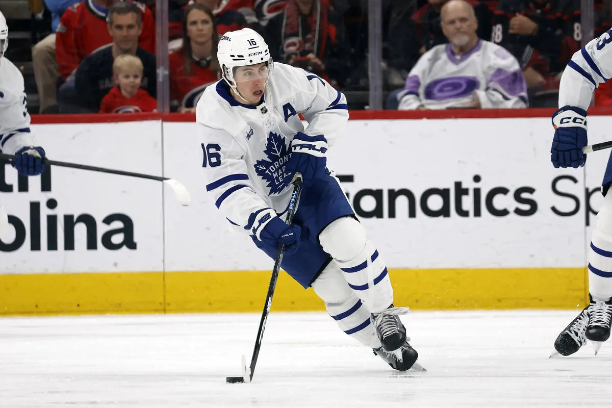 Knights Akan Dapatkan Bintang Maple Leafs Lewat Sign-and-Trade - Las Vegas Review